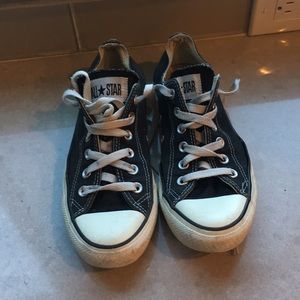 Black converse